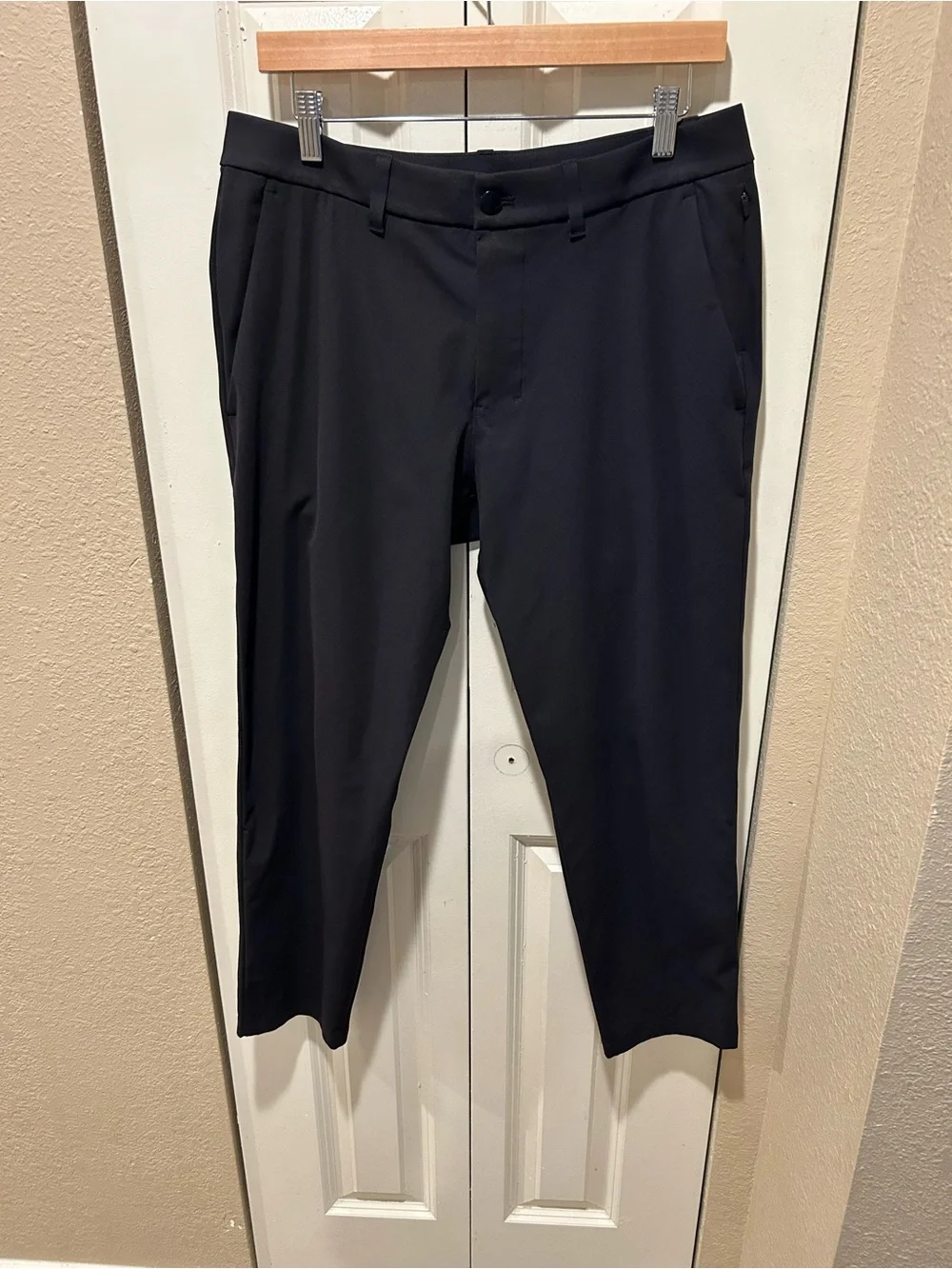 Lululemon Comission Slim Fit Pant Warpstreme Black , size 32 - Picture 6 of 10